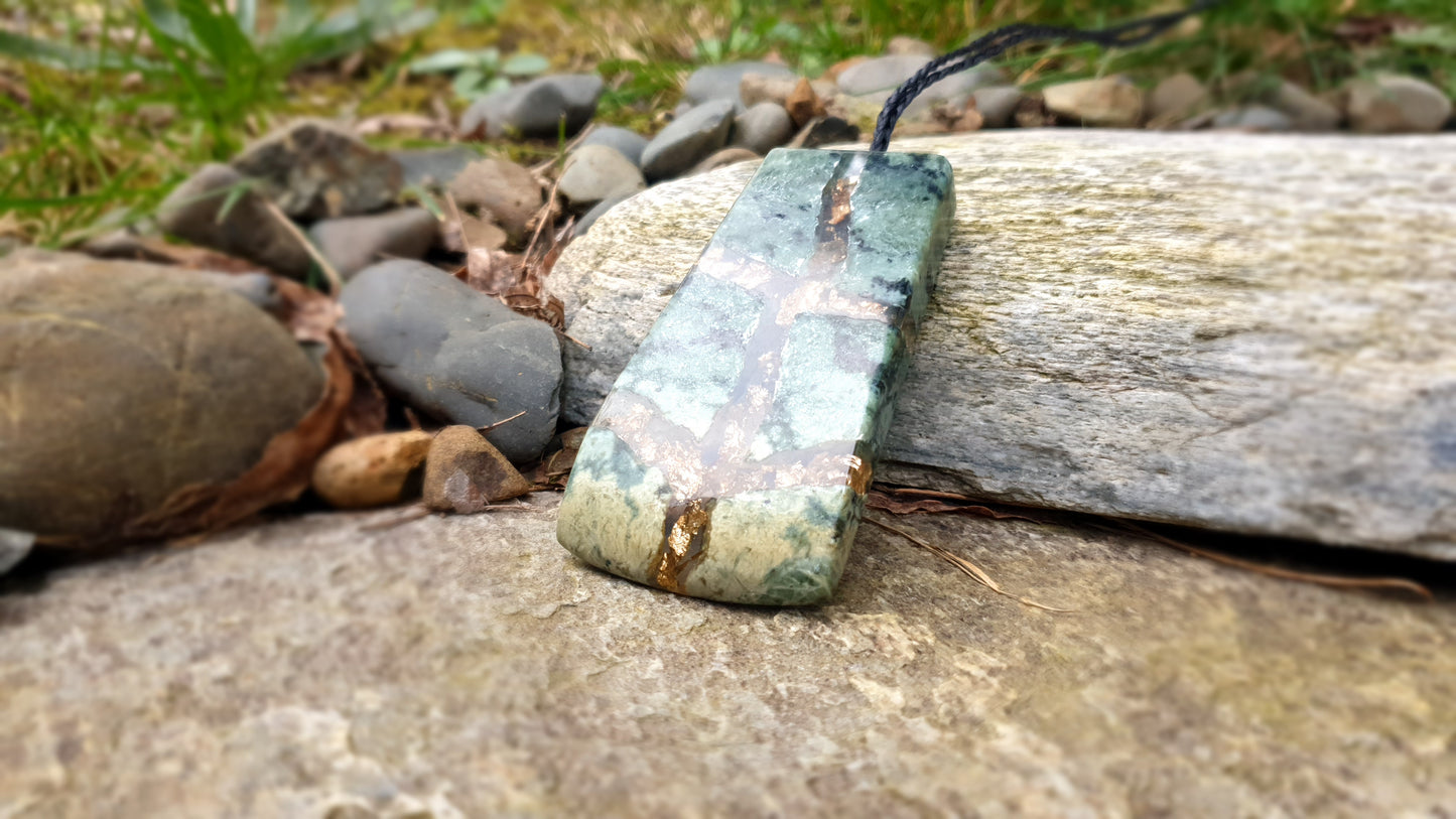 Extra Large Pounamu 22k Gold Leaf and Epoxy Resin Toki