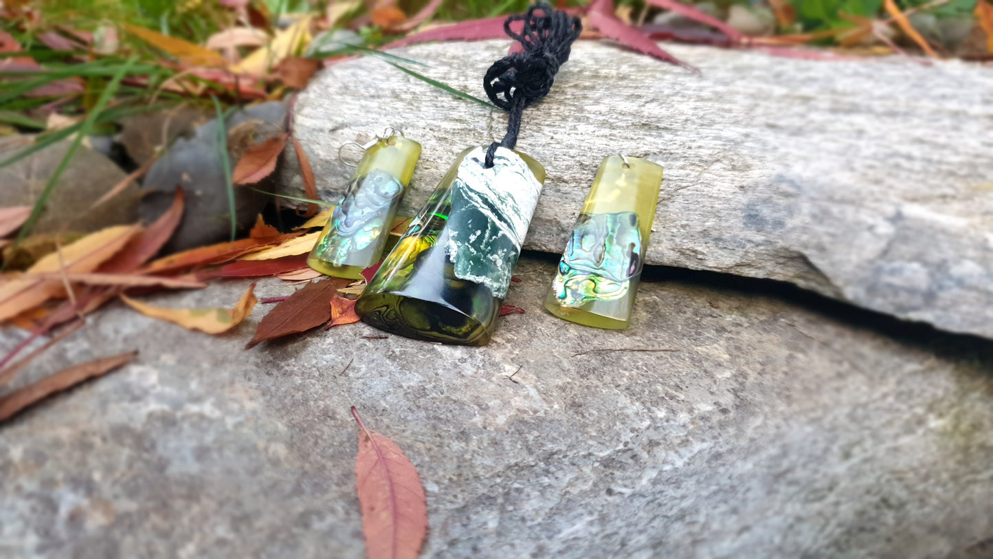 Medium Pounamu Paua and Epoxy Resin Toki with Matching Resin Earrings