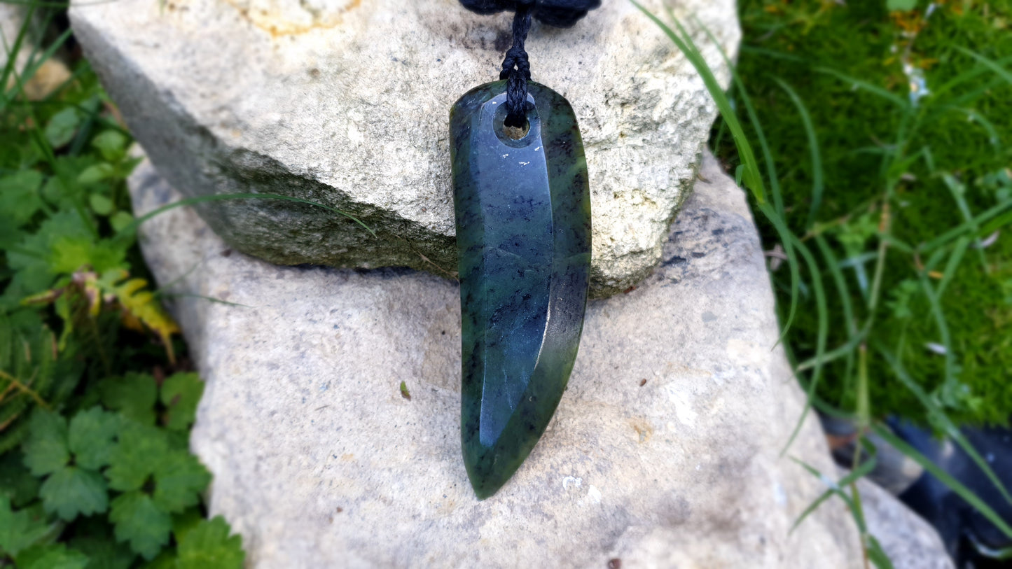 Extra Large Pounamu Niho