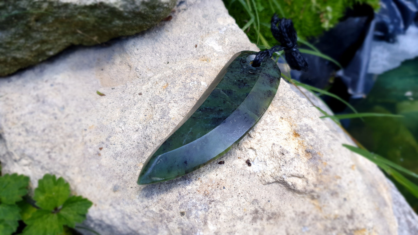 Extra Large Pounamu Niho